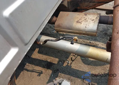 2010 Chevrolet Silverado 1500 Lt from USA, damaged, VIN 3GCRKSEA2AG164037